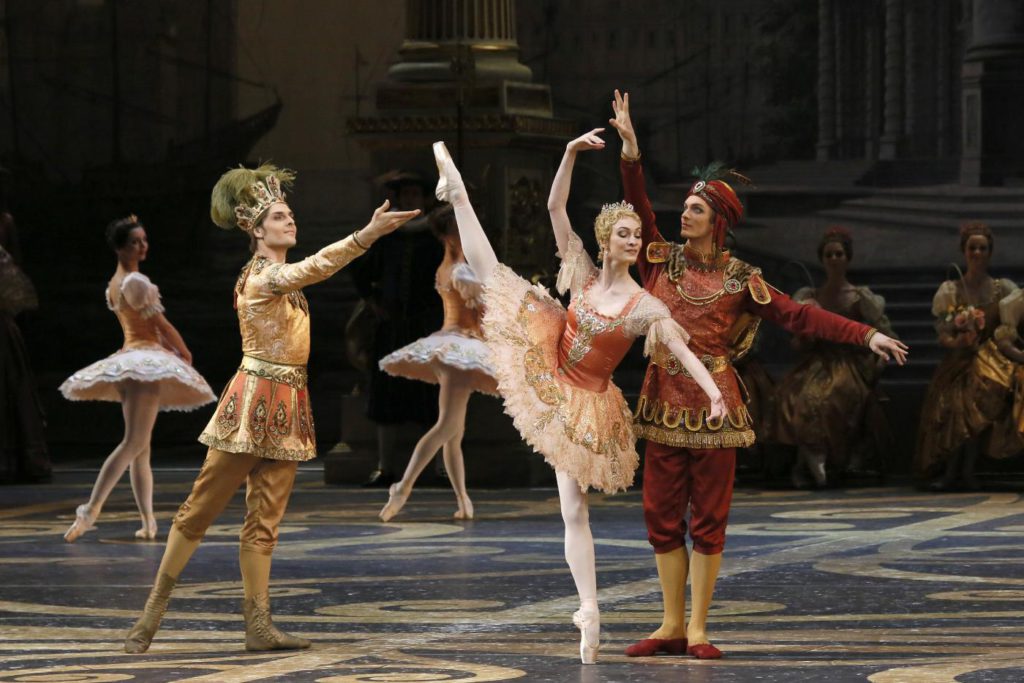 1. I.Alexeyev, O.Smirnova, A.Belyakov and ensemble, “The Sleeping Beauty” by Y.Grigorovich after M.Petipa, Bolshoi Ballet © D.Yusupov 2017