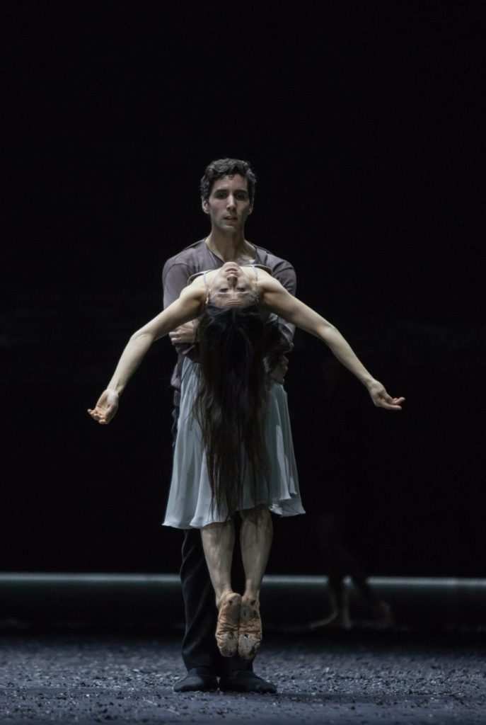 13. F.Portugal and Y.Han, “Messa da Requiem” by C.Spuck, Ballet Zurich © G.Batardon 2017