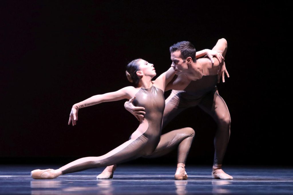3. S.Kaic and V.Mazzeo, “Homo Ludens” by J.Arqués, Dutch National Ballet 2017 © H.Gerritsen 