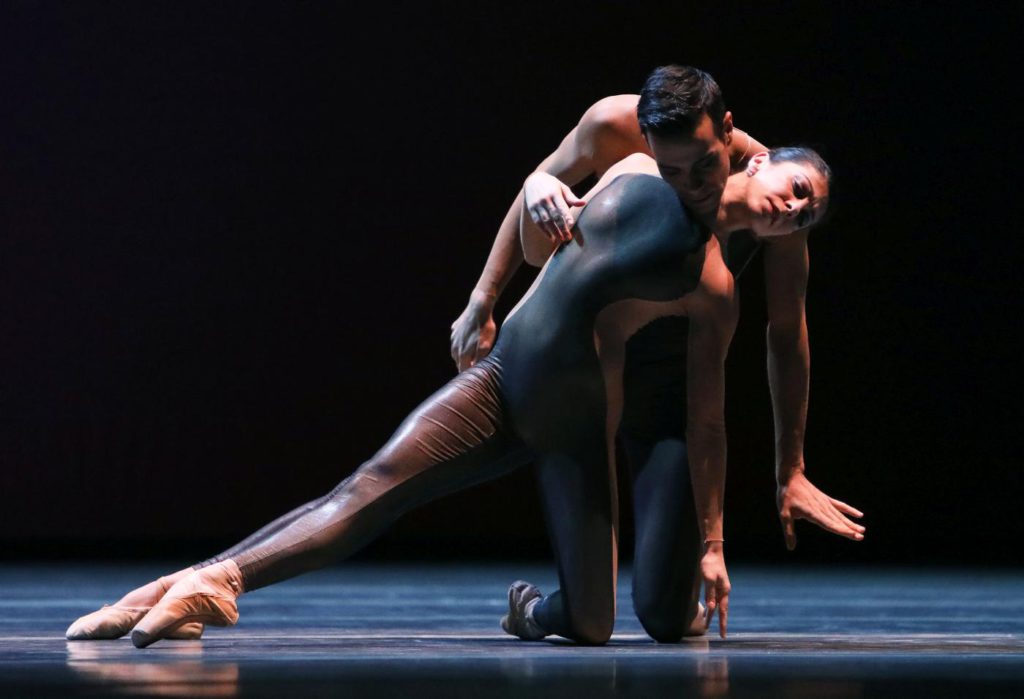 4. S.Kaic and V.Mazzeo, “Homo Ludens” by J.Arqués, Dutch National Ballet 2017 © H.Gerritsen 