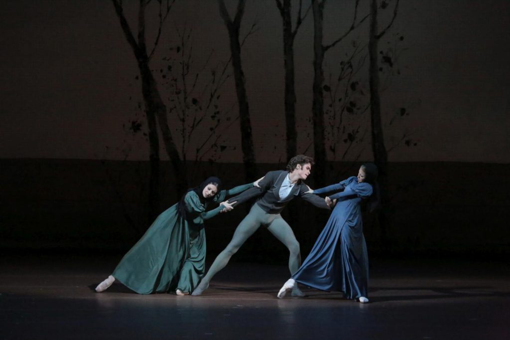 6. E.Obraztsova, A.Ovcharenko and A.Stashkevich, “Onegin” by J.Cranko, Bolshoi Ballet © Bolshoi Theatre / D.Yusupov