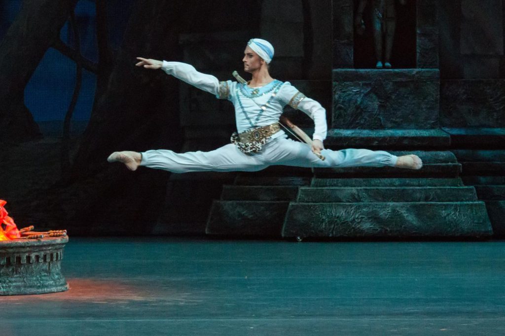 9. D.Rodkin, “La Bayadere” by Y.Grigorovich after M.Petipa et al, Bolshoi Ballet © Bolshoi Theatre / M. Logvinov