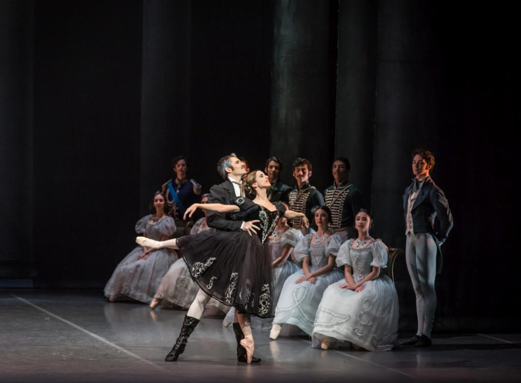 7. E.Clavero, M.Riccetto and ensemble, “Onegin” by J.Cranko, National Ballet of Uruguay © National Ballet of Uruguay