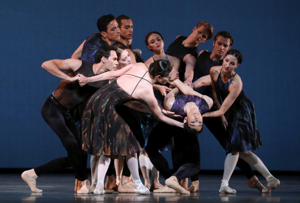 6. J.Varga, I.de Jongh, S.Yamada and ensemble, “Shostakovich Trilogy” by A.Ratmansky, Dutch National Ballet 2017 © H.Gerritsen 