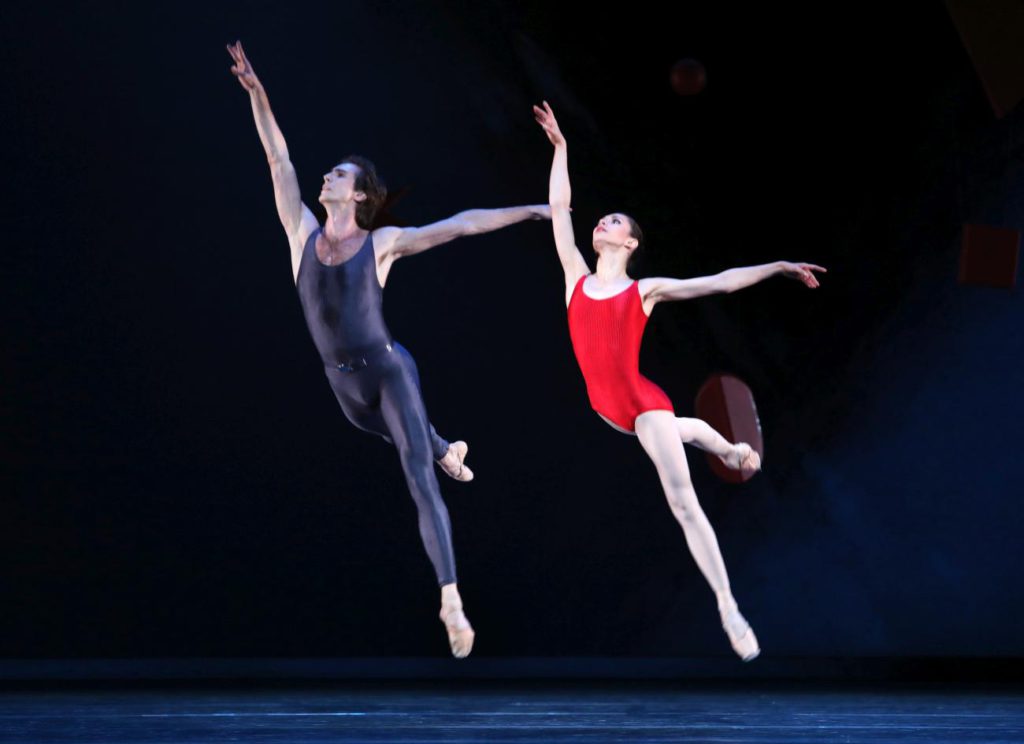 19. A.Shesterikov and A.Ol, “Shostakovich Trilogy” by A.Ratmansky, Dutch National Ballet 2017 © H.Gerritsen 