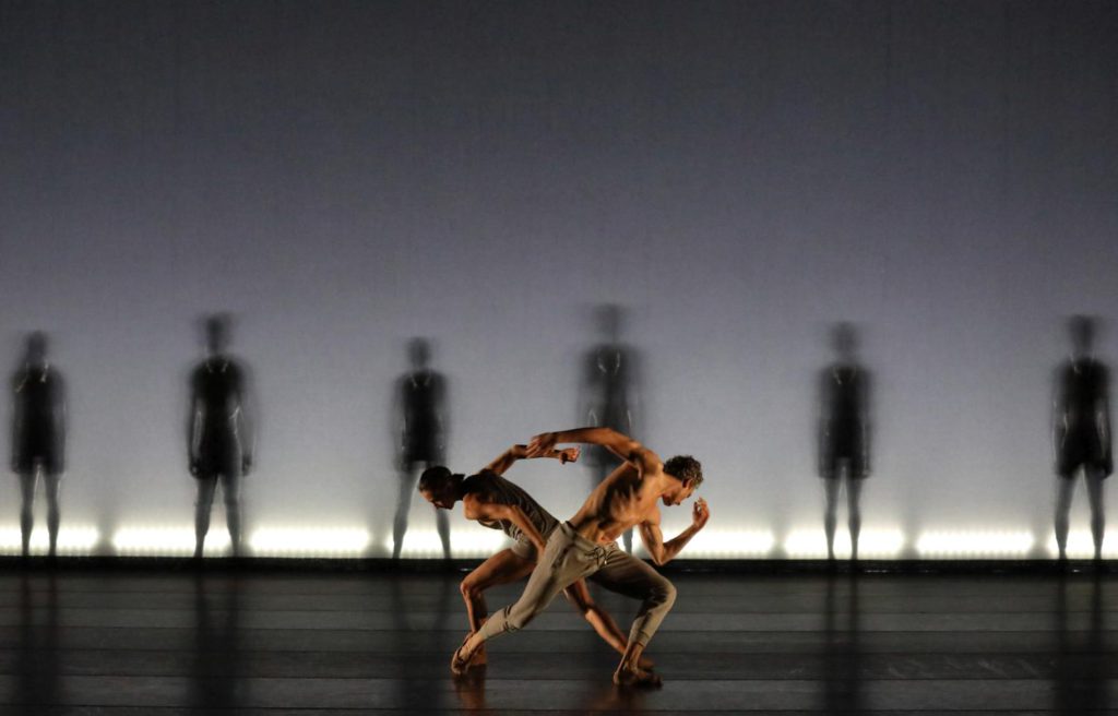 10. S.Ferrolier and M.Urban, “Out of Place” by B.Favre, Bavarian State Ballet 2017 © W.Hösl