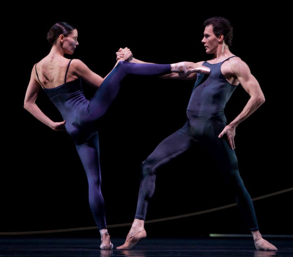 29. I.de Jongh and J.Varga, “Variations for Two Couples” by H.van Manen, Dutch National Ballet © A.Sterling