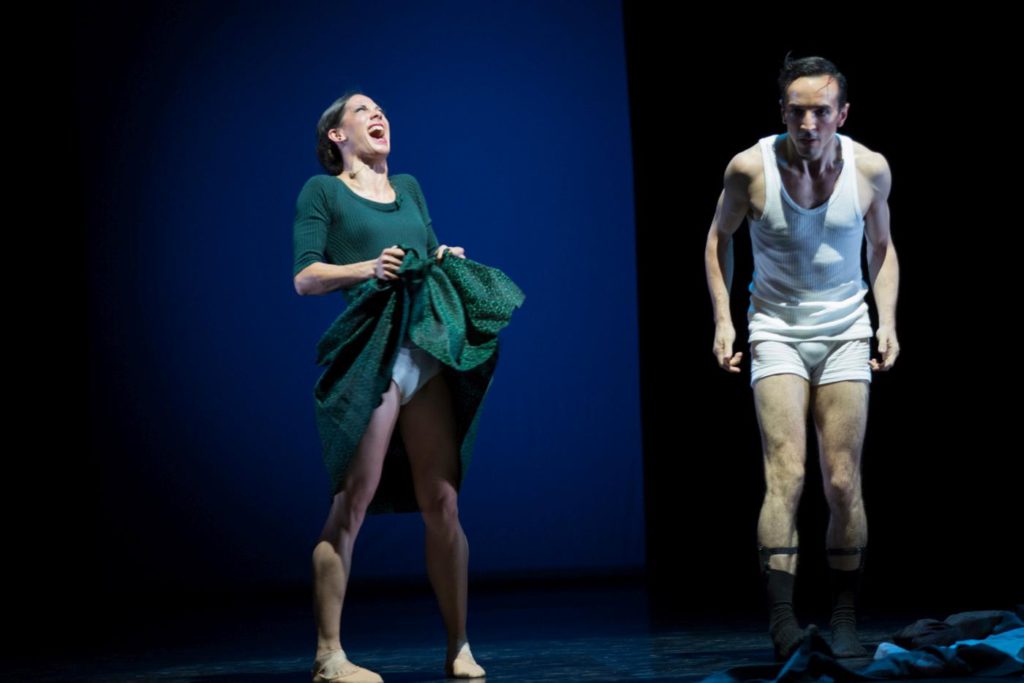 23. D.Becker and R.Cabaleiro Campo, “East Coasting” by M.Foster, Ballett am Rhein © G.Weigelt