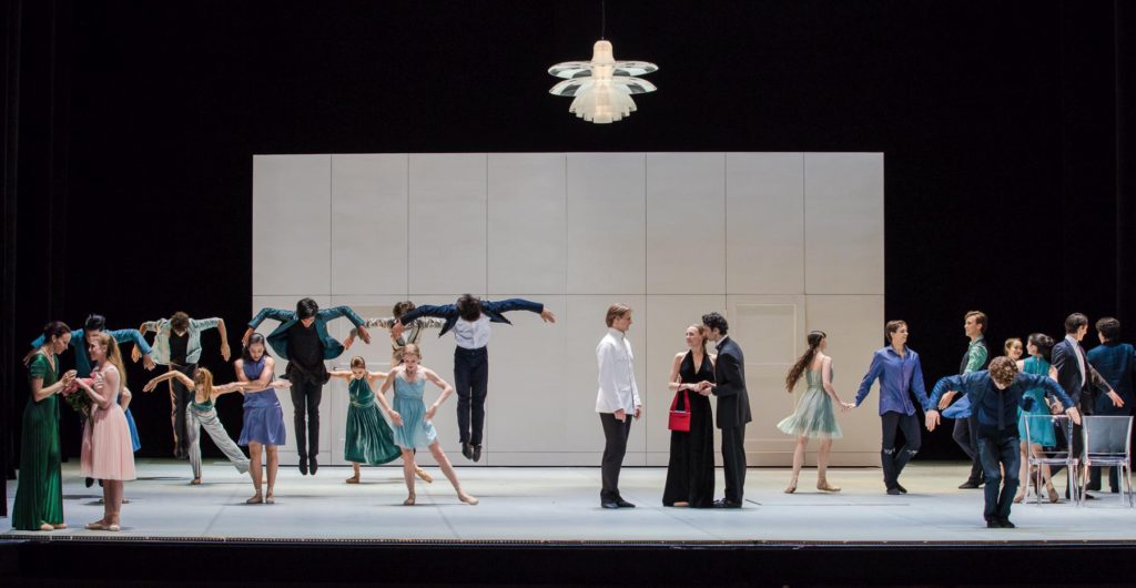 6. P.Friza, E.Mazoń, E.Revazov, A.Laudere, D.Franconi and ensemble, “Anna Karenina” by J.Neumeier, Hamburg Ballet © S.Ballone 