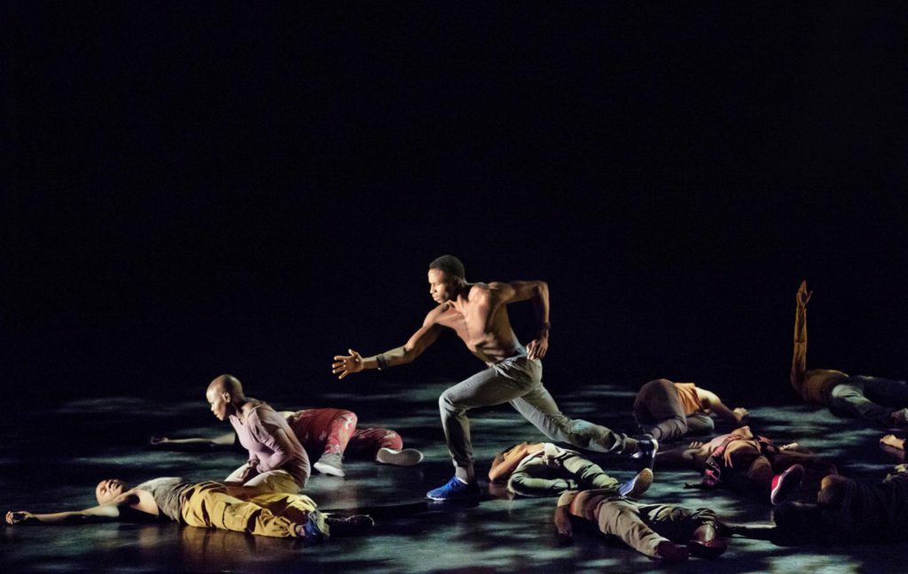 5. J.Roberts and ensemble, “Exodus” by R.Harris, Alvin Ailey American Dance Theater © P.Kolnik