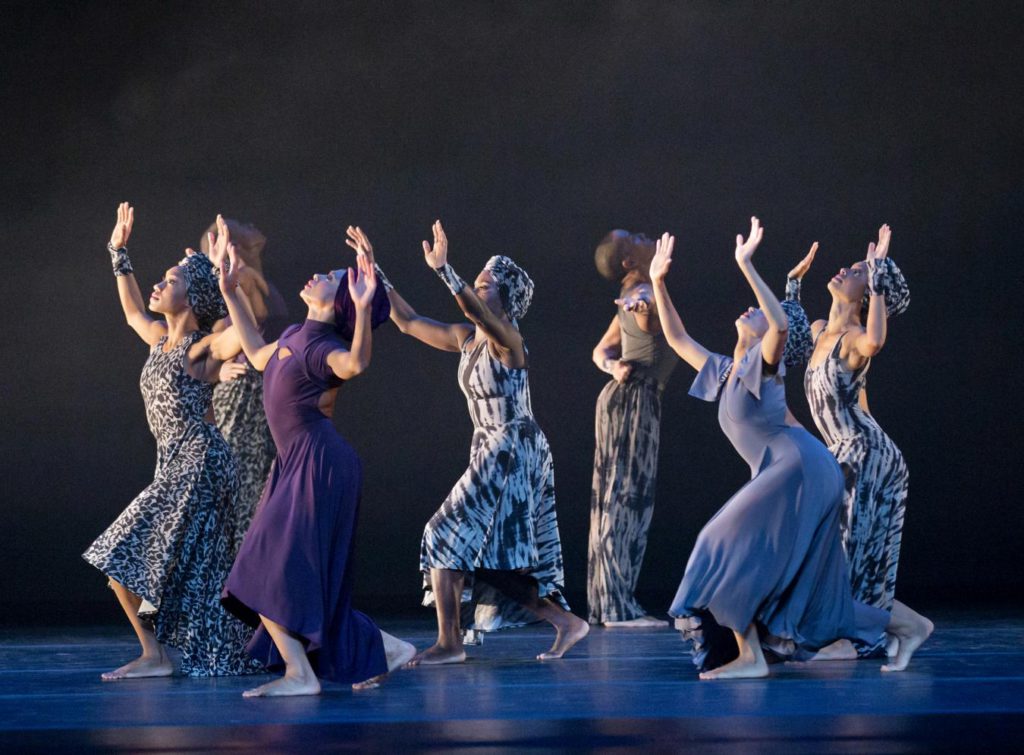 4. Ensemble, “Four Corners” by R.K. Brown, Alvin Ailey American Dance Theater © P.Kolnik