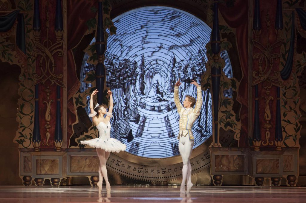 23. M.Kageyama and D.Trzensimiech, "The Nutcracker and the Mouse King" by T.van Schayk and W.Eagling, Polish National Ballet © E.Krasucka