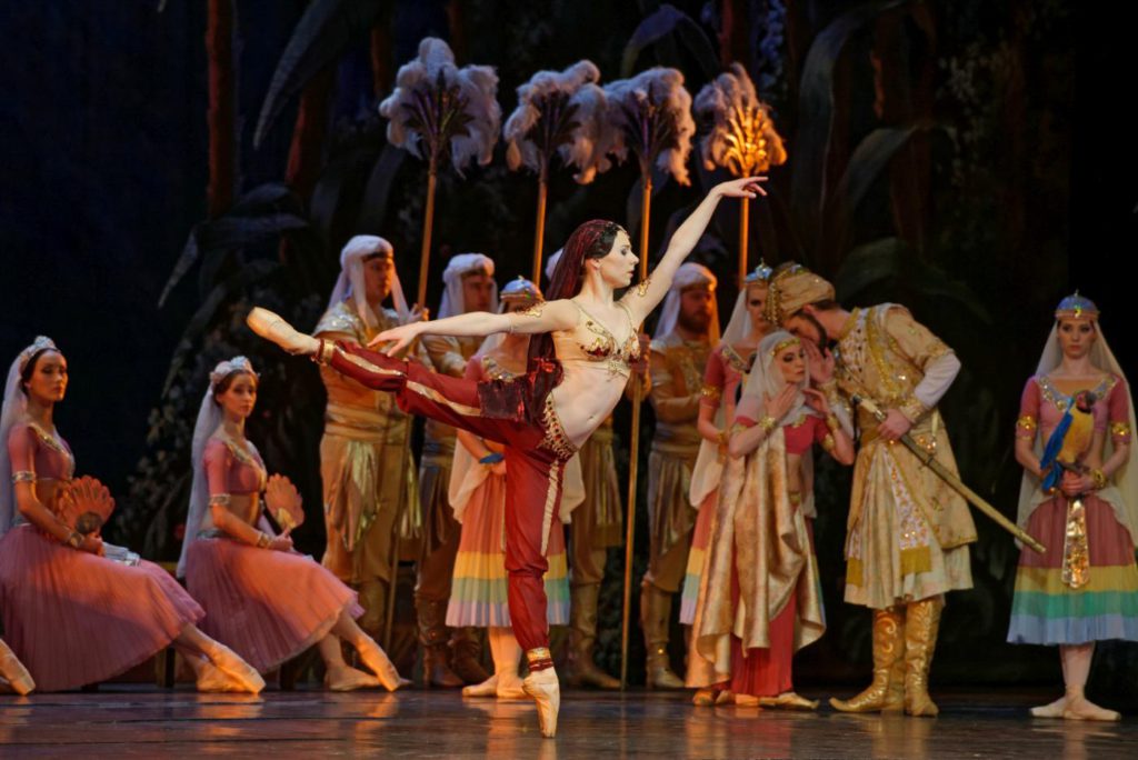 33. K.Gudžiūnaitė and ensemble, “La Bayadère” by M.Petipa, Lithuanian National Opera and Ballet Theatre © Martynas Aleksa