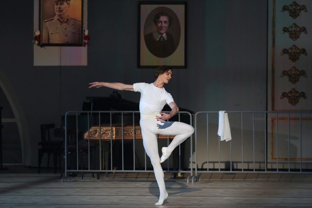 2. V.Lantratov, “Nureyev”, chor.: Y.Possokhov, dir.: K.Serebrennikov, Bolshoi Ballet 2017 © Bolshoi Ballet / D.Yusupov