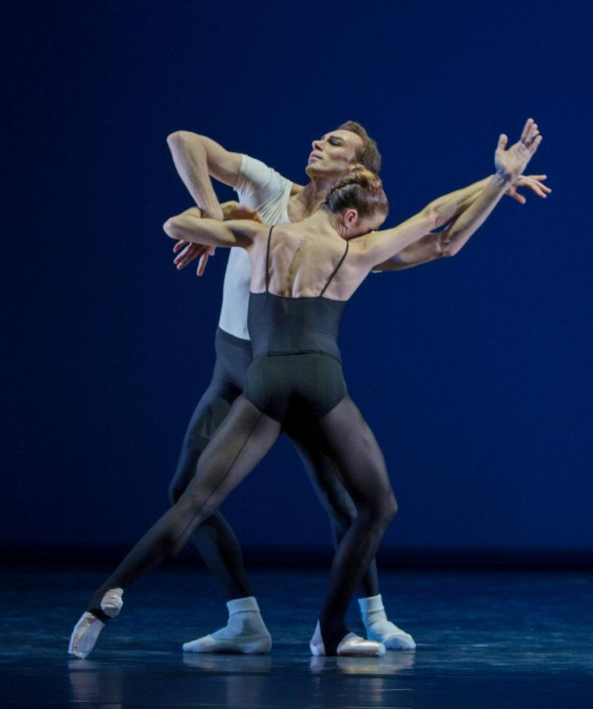 3. M.Menha and C.Schoch, “Stravinsky Violin Concerto” by G.Balanchine © The George Balanchine Trust, Ballett am Rhein 2018 © G.Weigelt