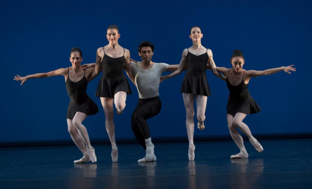 5. D.Becker, H.C.Kinney, E.White, V.Segarra Vidal and S.-Y.Kim, “Stravinsky Violin Concerto” by G.Balanchine © The George Balanchine Trust, Ballett am Rhein 2018 © G.Weigelt 