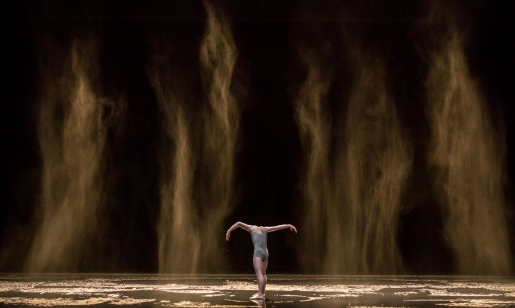 6. M.Knight, “Speak for Yourself” by S.León and P.Lightfoot, Ballet Zurich © G.Batardon