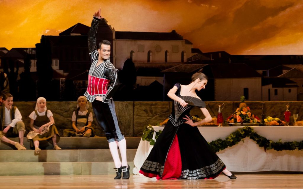 6. V.Mazzeo, F.Eimers and ensemble, “Don Quixote” by M.Petipa, A.Gorski and A.Ratmansky, Dutch National Ballet 2018 © A.Kaftira