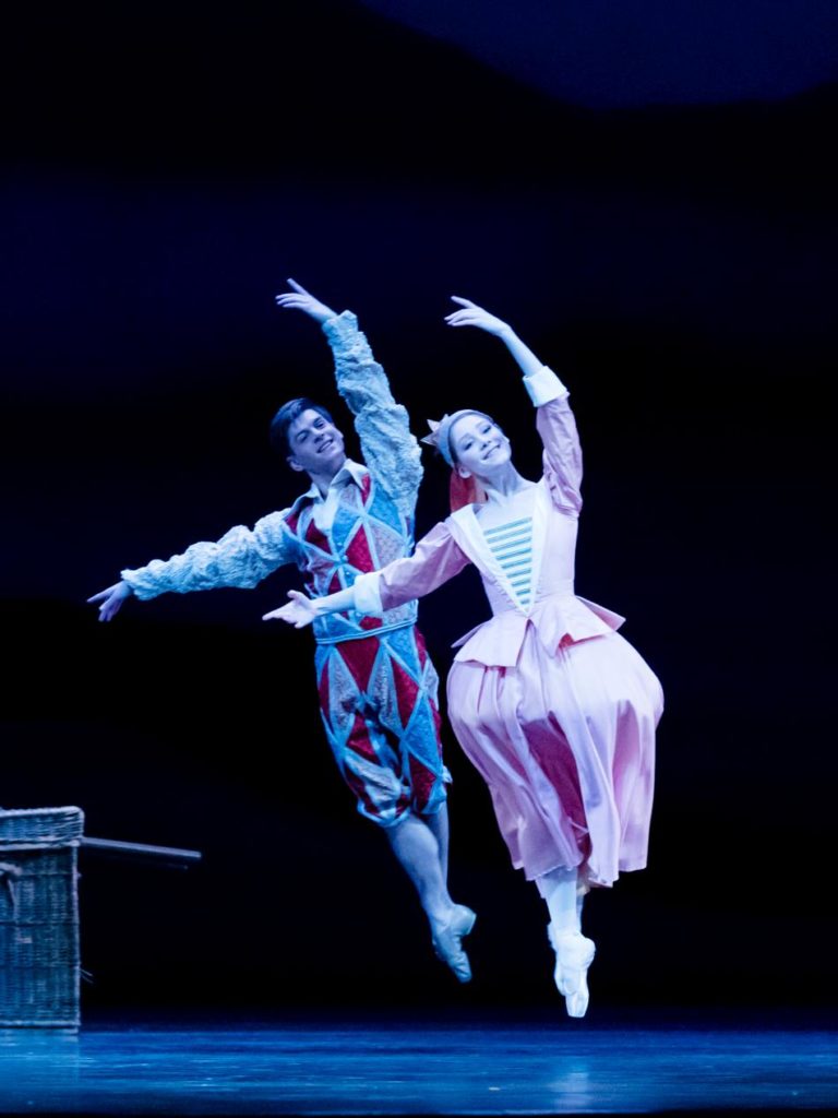 9. E.Wijnen and E.Horwood, “Don Quixote” by M.Petipa, A.Gorski and A.Ratmansky, Dutch National Ballet 2018 © A.Kaftira