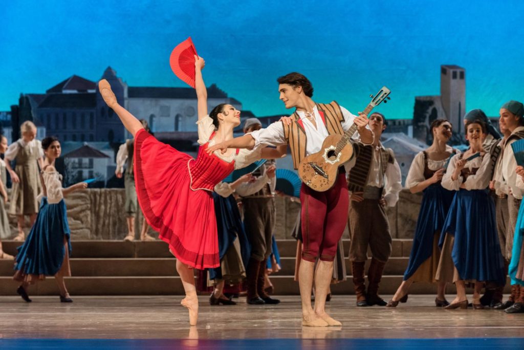 1. M.Makhateli, D.Camargo and ensemble, “Don Quixote” by M.Petipa, A.Gorski and A.Ratmansky, Dutch National Ballet 2018 © M.Haegeman