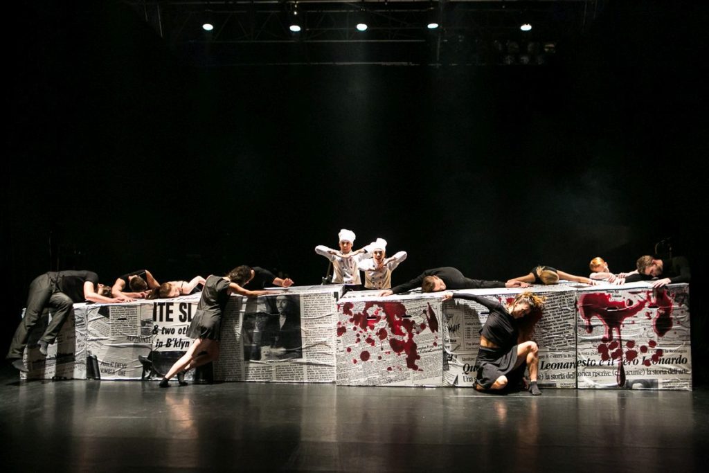 12. M.Deneux and M.Lanoue, “The Last Supper” by Š.Pechar, O.Vinklát and M.Svobodník, DEKKADANCERS © M.Hančovský  