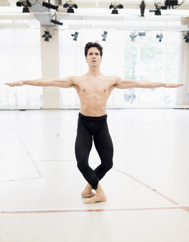 7. G.Côté rehearsing “Nijinsky” by J.Neumeier, The National Ballet of Canada 2017 © The National Ballet of Canada / K.Kuras