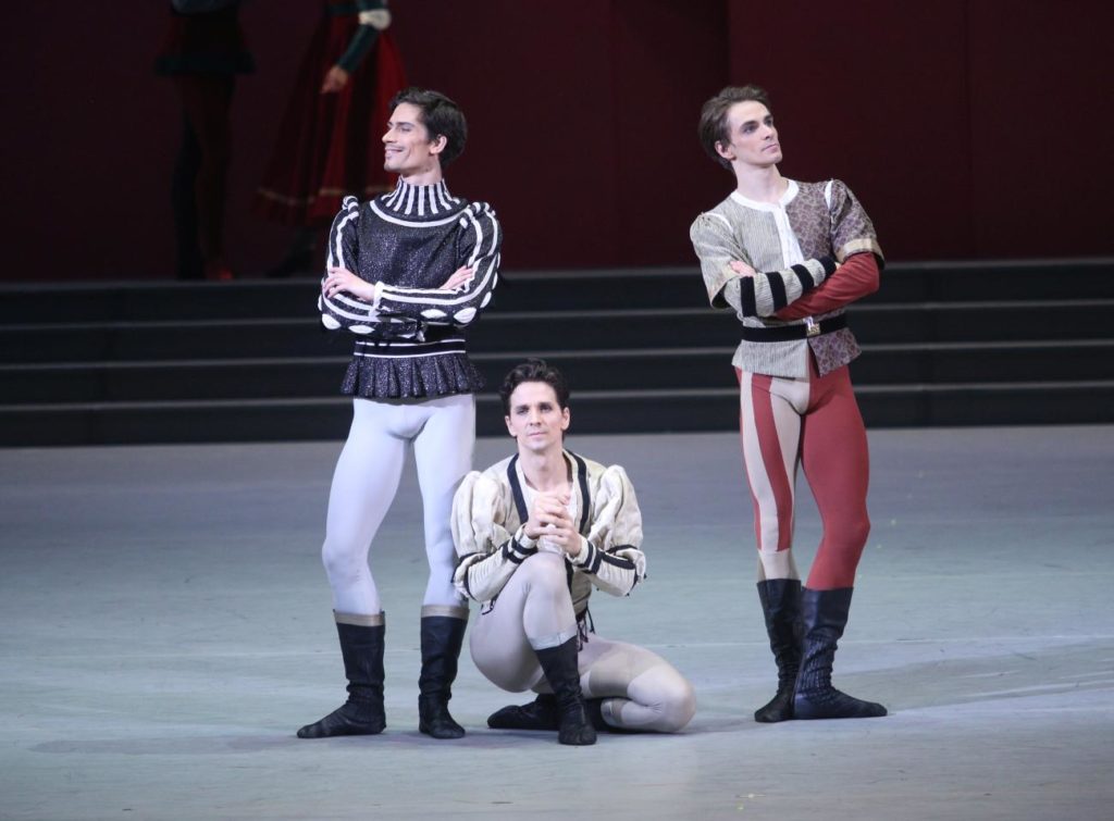 3. A.Savichev, G.Côté and M.Kochan, “Romeo and Juliet” by A.Ratmansky, Bolshoi Ballet 2018 © Bolshoi Ballet / E.Fetisova 