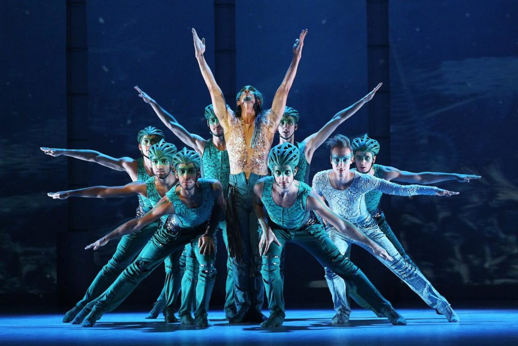 2. M.Štípa and ensemble, “The Little Mermaid” by J.Kodet, Czech National Ballet 2019 © H.Smejkalová