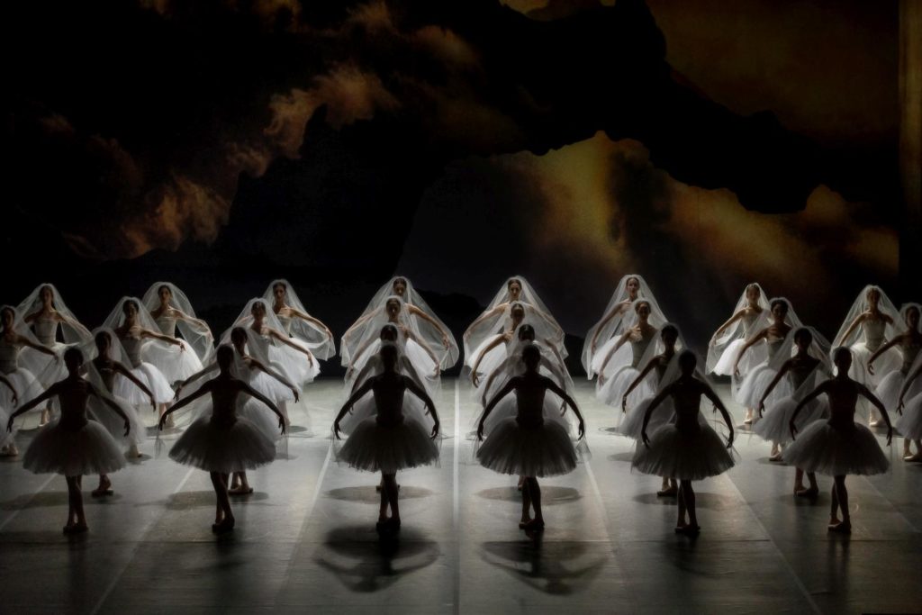 5. Corps de ballet, “La Bayadère” by M.Petipa reconstructed by A.Ratmansky, State Ballet Berlin 2018 © Y.Revazov