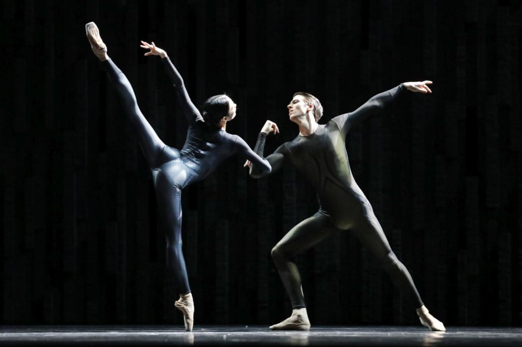 7. J.Mao and M.ten Kortenaar, “Requiem” by D.Dawson, Dutch National Ballet 2019 © H.Gerritsen