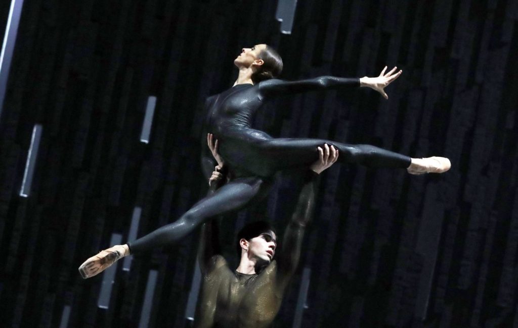 4. F.Eimers and D.Elia, “Requiem” by D.Dawson, Dutch National Ballet 2019 © H.Gerritsen