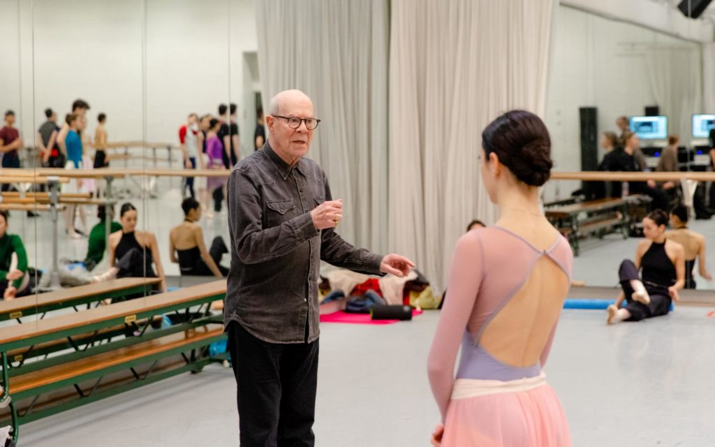 2. H.van Manen and M.Makhateli, rehearsal of “5 Tango's” by H.van Manen, Dutch National Ballet 2019 © A.Kaftira 