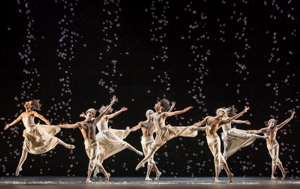 19. M.Maeda, M.Geilings, M.Borel, L.Valente, A.Soleti, D.Slavkovský, C.Hammond and C.Parker, “Sechs Tänze” by J.Kylán, Ballet Zurich 2019 © G.Bartadon