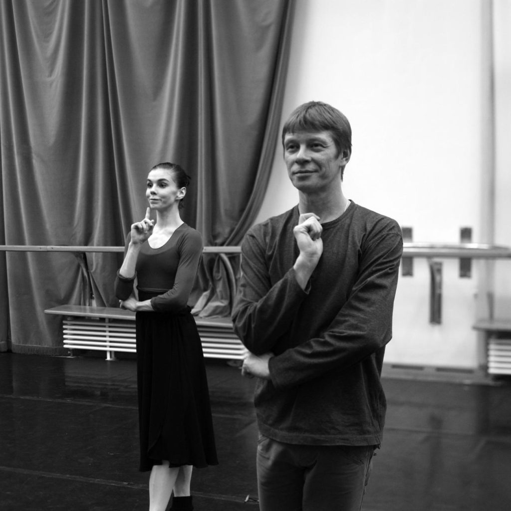 4. S. Vikharev and N. Osipova rehearsing “Coppélia”, Bolshoi Ballet © Bolshoi Ballet / V. Podorojniy 