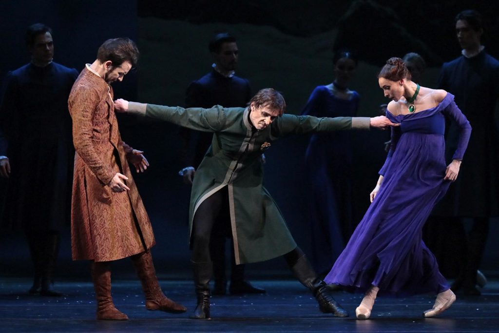 2. E. Svolkin, D. Savin, and O. Smirnova, “The Winter's Tale” by C. Wheeldon, Bolshoi Ballet 2019 © Bolshoi Ballet / D. Yusupov
