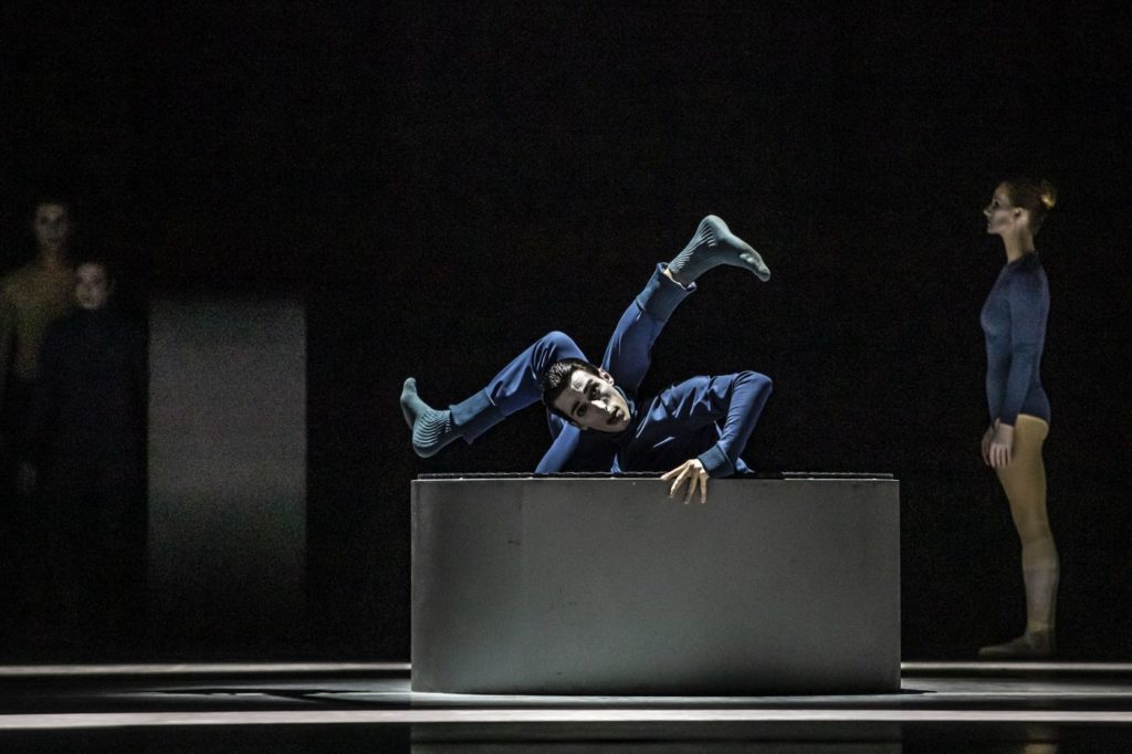 1) F.Scarpato, “Puppet” by D.Lee, Czech National Ballet 2021 © M.Divíšek 