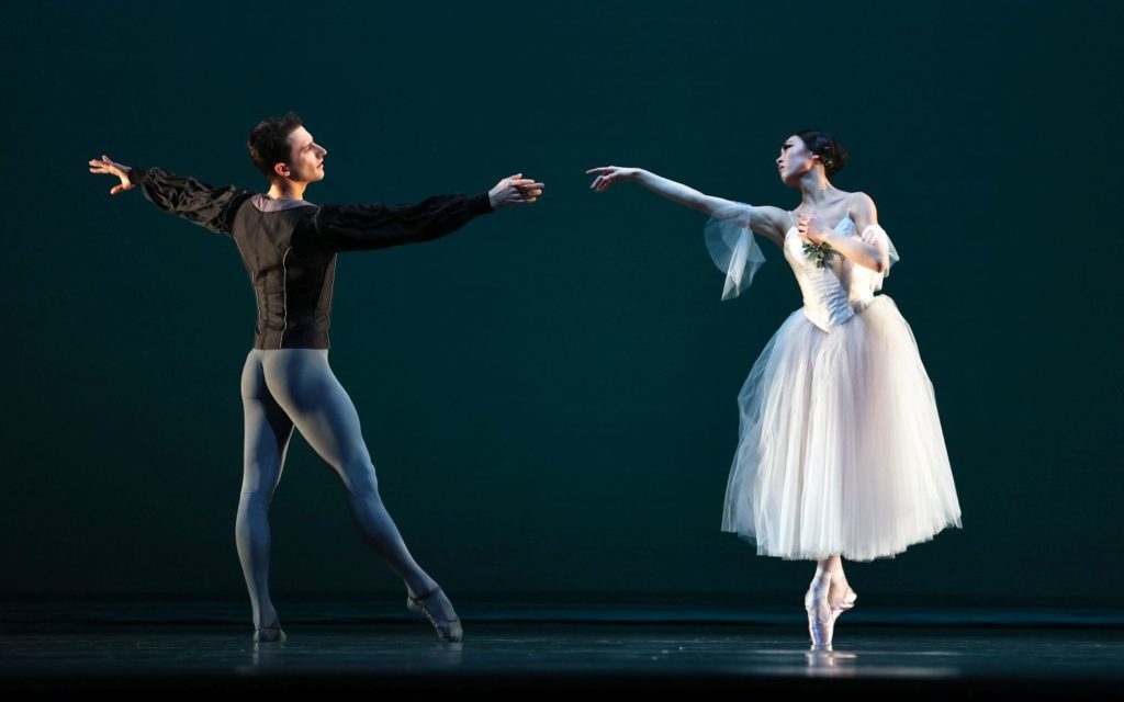 2. S.Velichko (Count Albrecht) and Q.Liu (Giselle), “Giselle“ by M.Petipa after J.Coralli and J.Perrot, production and additional choreography by R.Beaujean and R.Bustamante, Dutch National Ballet 2021 © H.Gerritsen