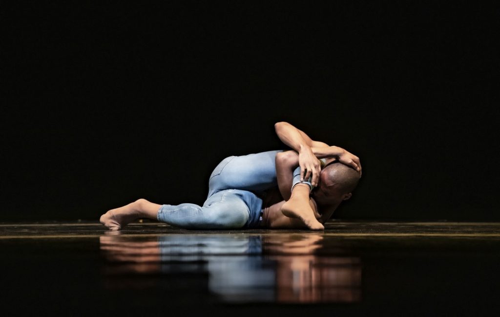 2. C.Blanco, “Me Inside Me” by C.Blanco, Ballet of the State Theater Nuremberg 2021 © B.Stöß