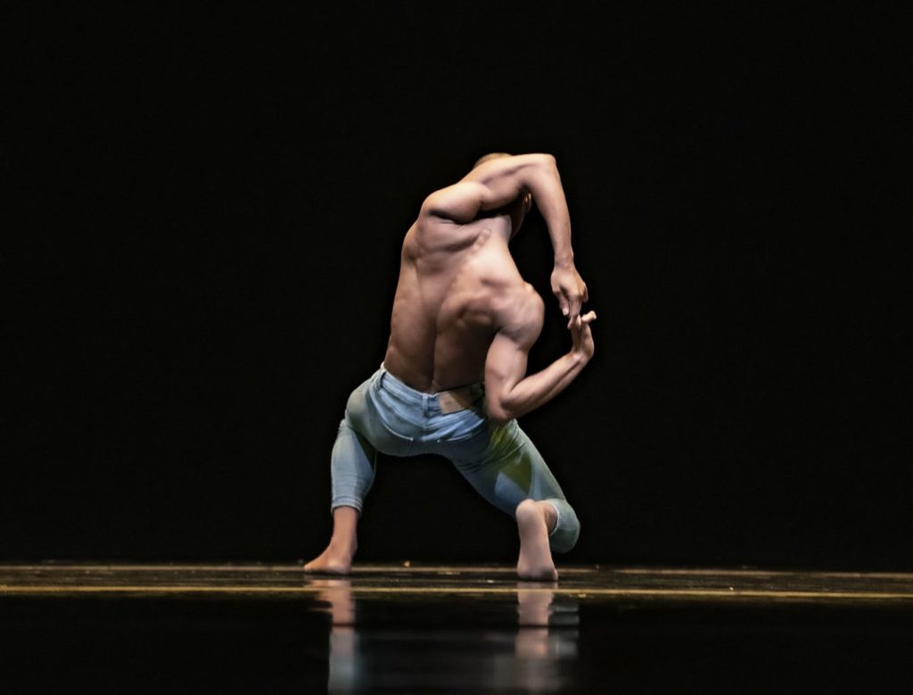 1. C. Blanco, “Me Inside Me” by C.Blanco, Ballet of the State Theater Nuremberg 2021 © B.Stöß