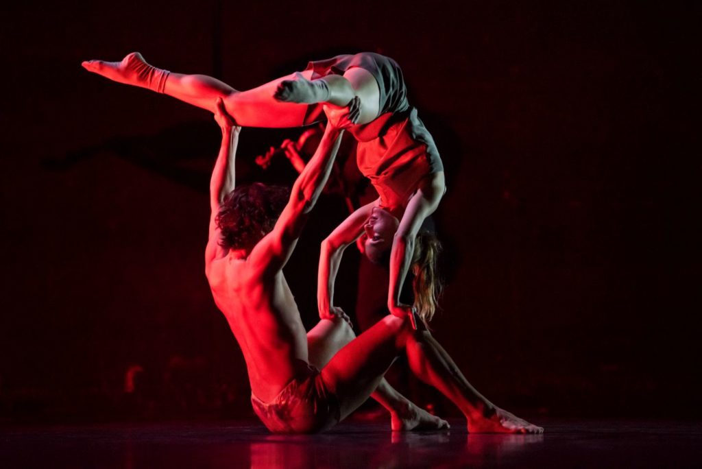 1. A.Uzunova and L.Kalbusch, “Verklärte Nacht” (“Transfigured Night”) by M.Rademaker, Ballet Dortmund 2021 © L.Januszewski