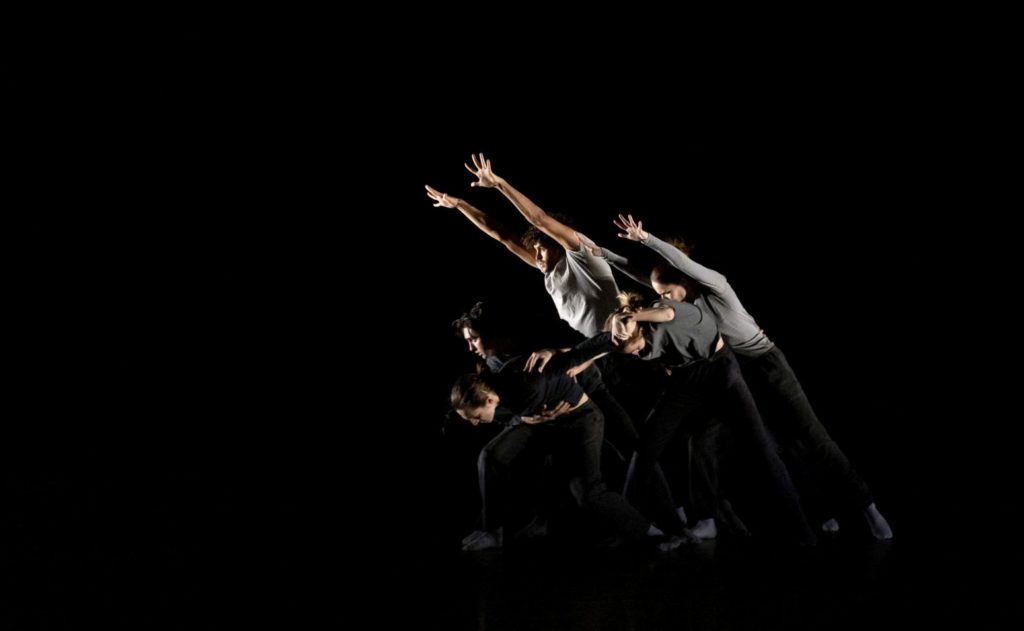 4. J.Junker, I.Lubach, F.Serrano, I.Gasparini, K.McNally, and T.Dubreuil, “The Morning Routine” by J.Junker, The Royal Ballet 2021 © A.Uspenski
