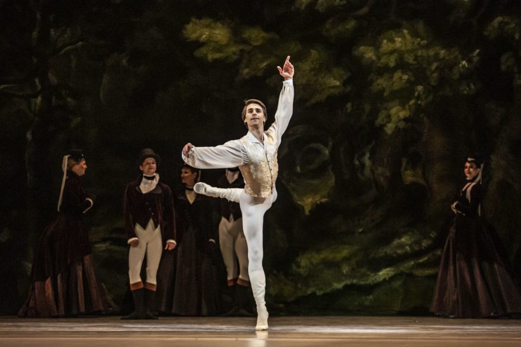 8. D.Tenytskyy (Prince Desiré) and ensemble, “The Sleeping Beauty” by M.Haydée after M.Petipa, Czech National Ballet 2021 © M.Divíšek