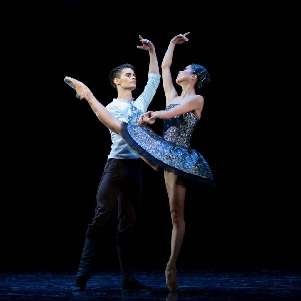 2. A.Selivyorstov (Captain Jérôme de Blois-Champagne) and M.Nishiguchi (Princess Izora), “The Order of the King” by V.Samodurov, Ural Opera Ballet 2021 © O.Kerelyuk / Ural Opera Ballet 