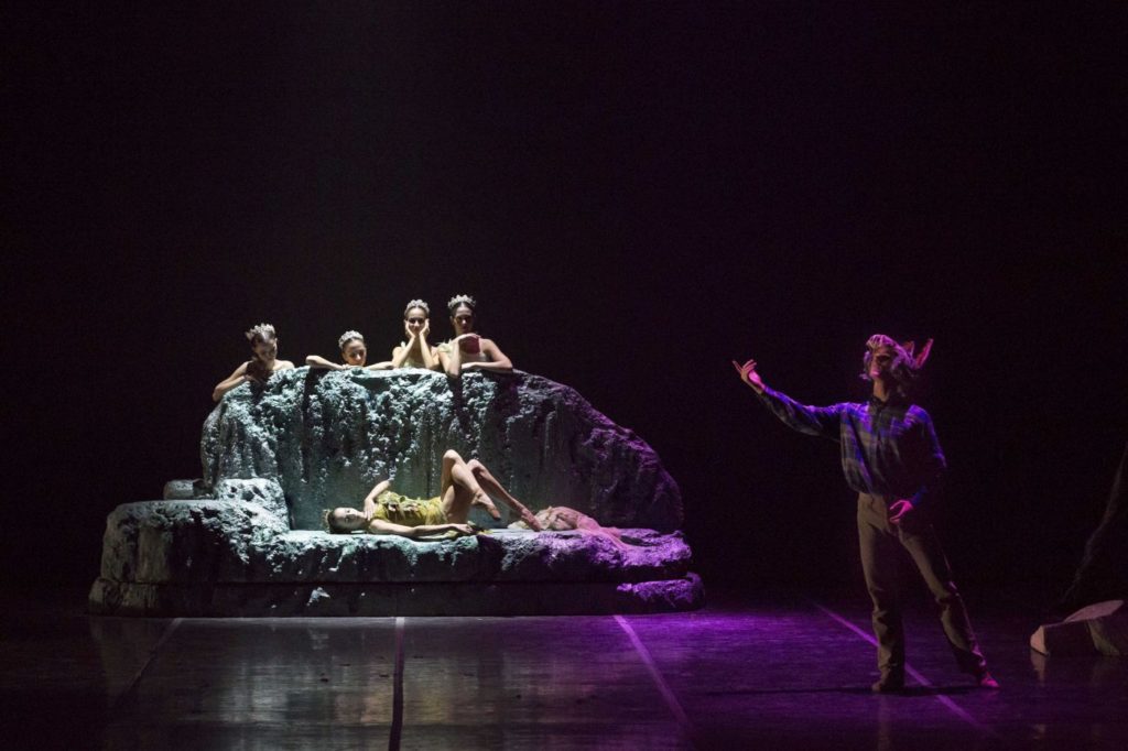 3. C.Onesti (Titania), V.Marisca (Bottom), and ensemble, “A Midsummer Night's Dream” by A.Delle Monache, Teatro dell’Opera di Roma Ballet School 2014 © Y.Kageyama