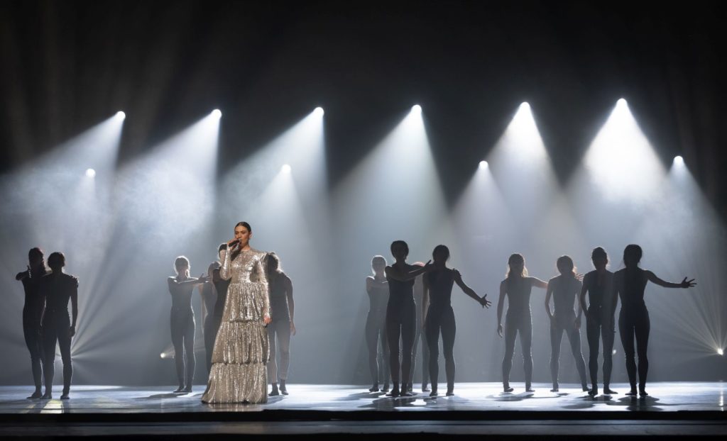 7. N.Shah and artists of the the Royal Ballet in “Lyssa” by L.Page, The Royal Ballet 2021 © A.Verzhbinsky 