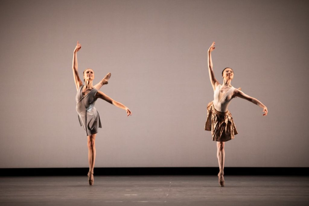 12. G.Storm Jensen and Y.Hang, “Anemoi” by V.Zucchetti, The Royal Ballet 2021 © A.Pennefather