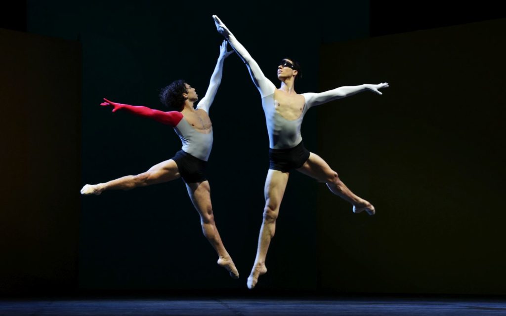 2. T. van Poucke and M. ten Kortenaar, “Lucifer Studies” by T. van Schayk, Dutch National Ballet 2021 © H. Gerritsen 