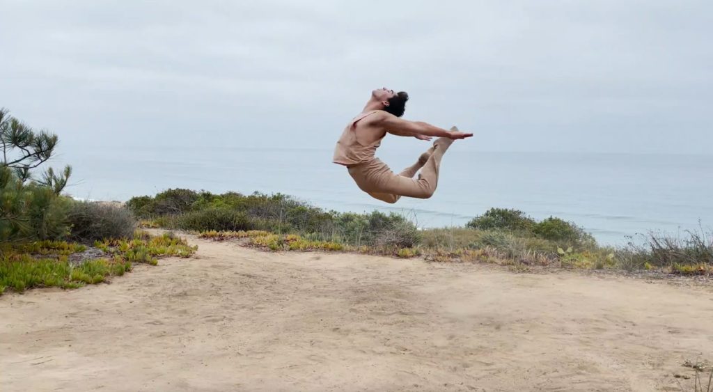 11. T.Gómez in a choreography by R.Novitzky, Escuela Superior de Música y Danza de Monterrey 2021 © Creare Crescere