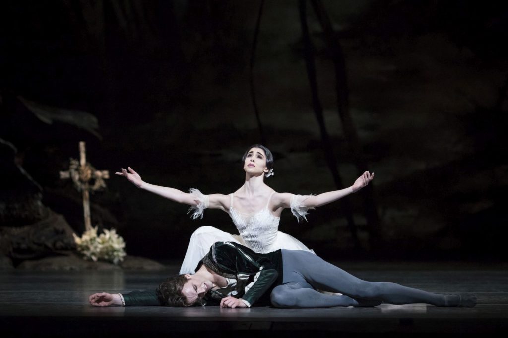 6. Y.Naghdi (Giselle) and M.Ball (Count Albrecht), “Giselle” by M.Petipa after J.Coralli and J.Perrot, additional choreography by P.Wright, The Royal Ballet 2018 © H.Maybanks 