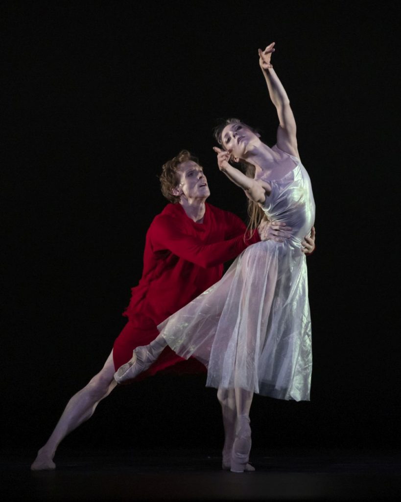 15. E.Watson (Dante) and S.Lamb (Beatrice), “The Dante Project” by W.McGregor, The Royal Ballet 2021 © A.Uspenski 
